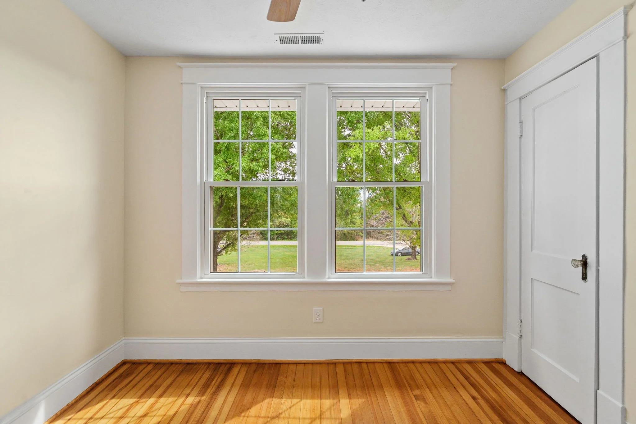 78-web-or-mls-7733 S James Madison interior-79.jpg