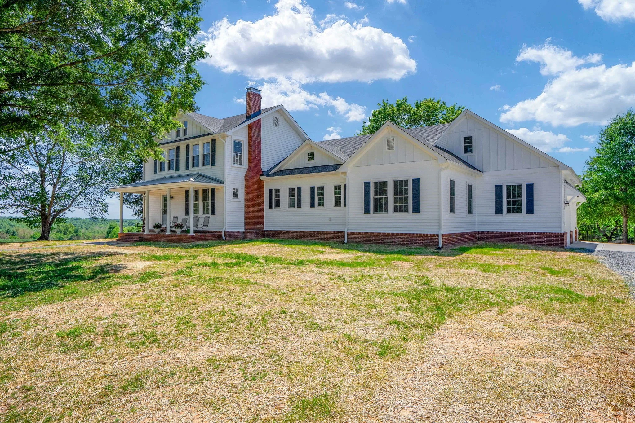 102-web-or-mls-7733 S James Madison Hwy exterior-11.jpg