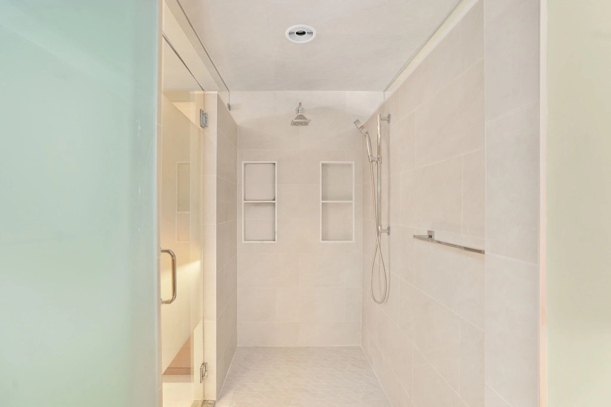 11-web-or-mls-206 Overlook Rd bathroom-28.jpg