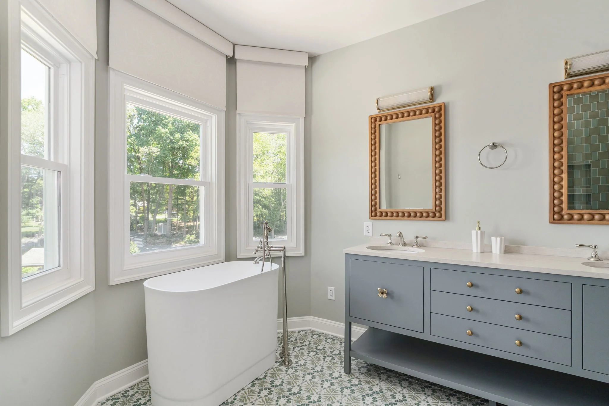 6-web-or-mls-119 Commodore Ln interior-72.jpg