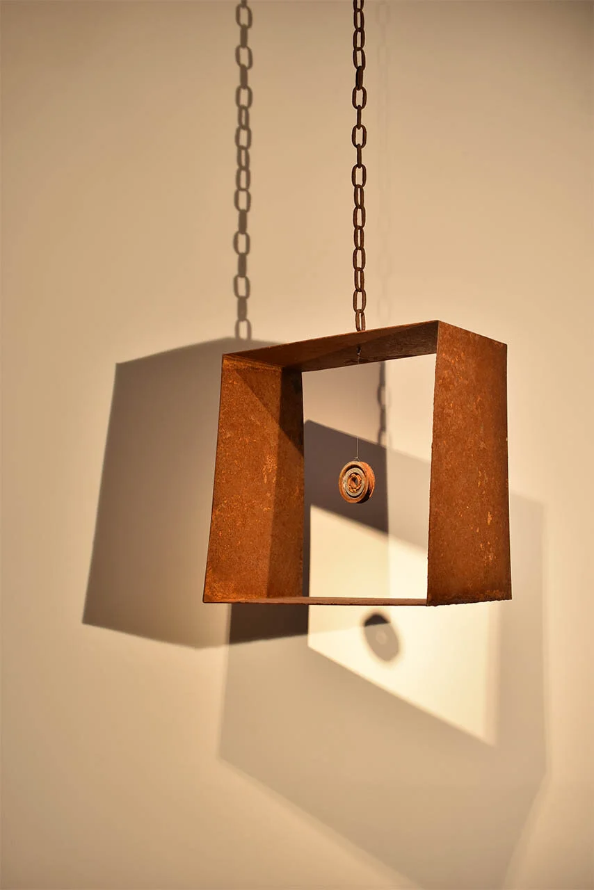 BOX AND CHAIN