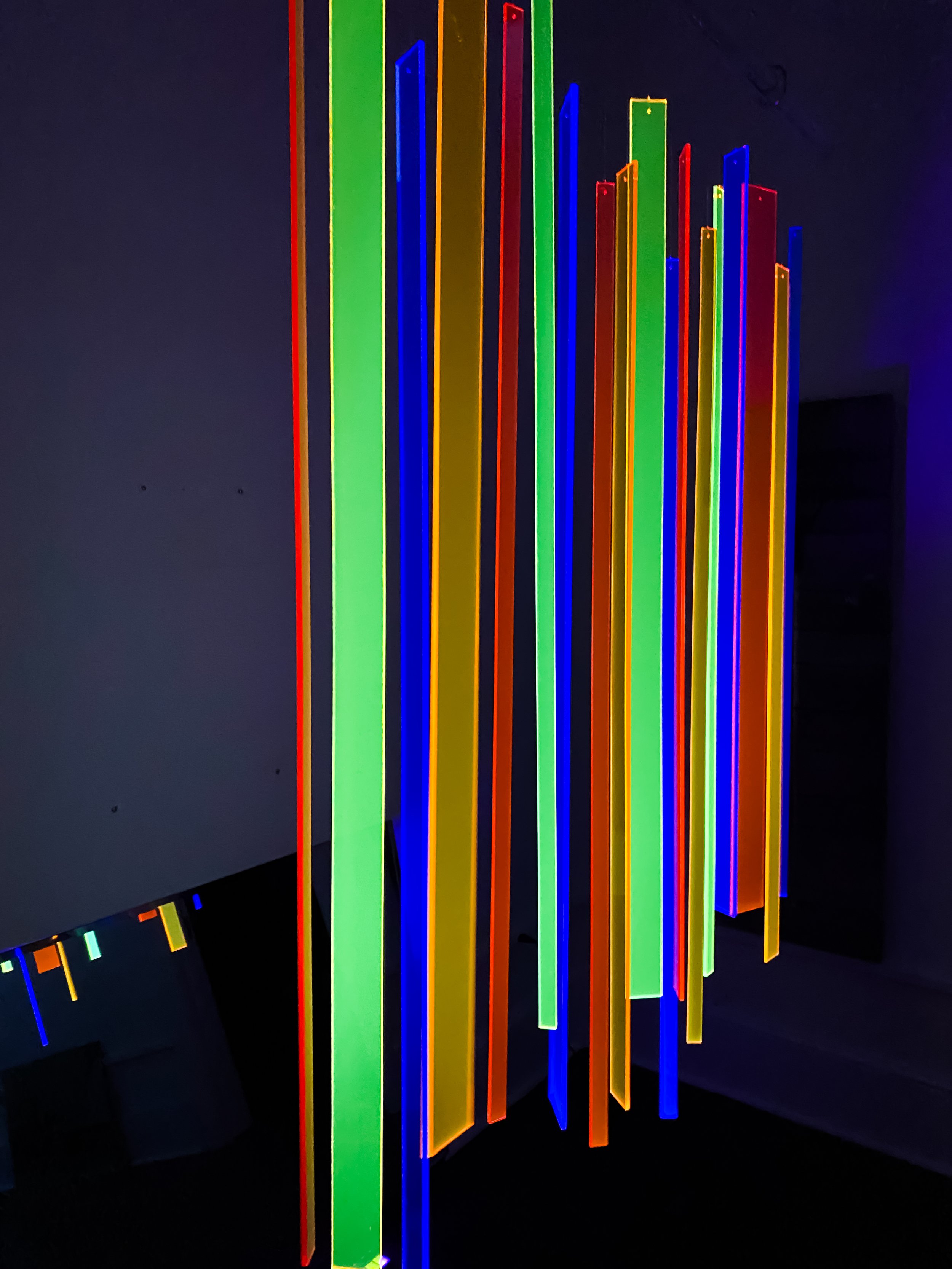 Jazz Hands-Lucite_Kinetic-2.jpg