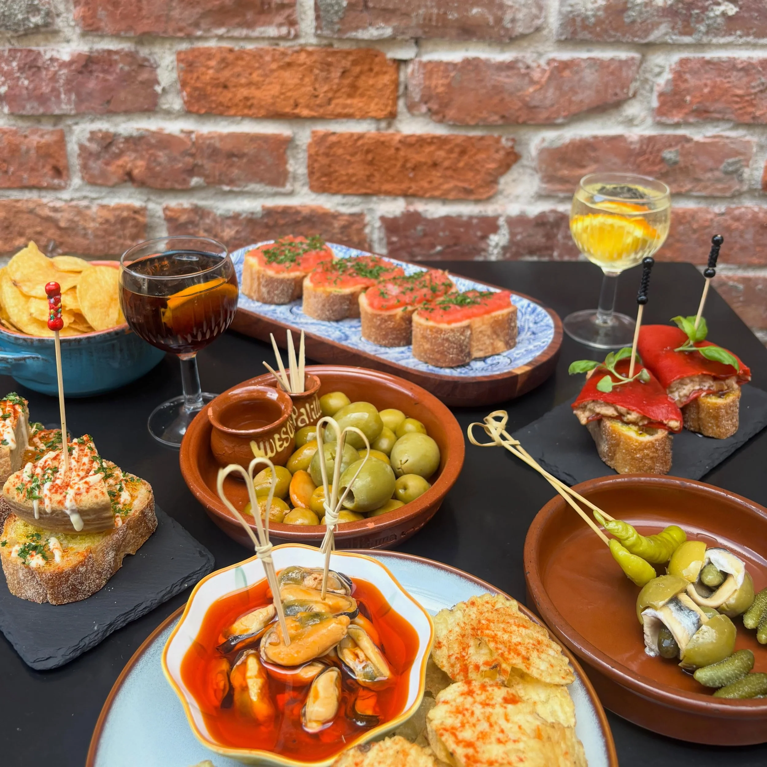 Happy Hour at Matadora Tapas 
Until 5pm &amp; All Day on Sunday 

Authentic Spanish Tapas
in the Heart of Victoria, BC&rsquo;s Historic Chinatown 
559 Fisgard Street 

Happy Hour at Matadora Tapas 
Until 5pm &amp; All Day on Sunday 

Authentic Spanis