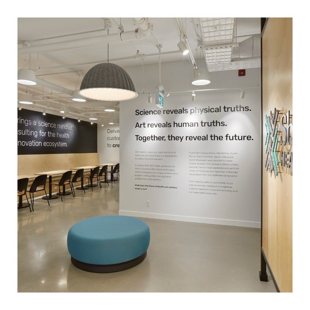 Using authentic and inspiring wall art, immersed within collaborative work stations, was the key for this healthcare consulting company space.
 _ 
📷 Photography: Tom Arban @tomarbanphotography
. 
. 
. 
#interiordesign #architecture #commercialdesign