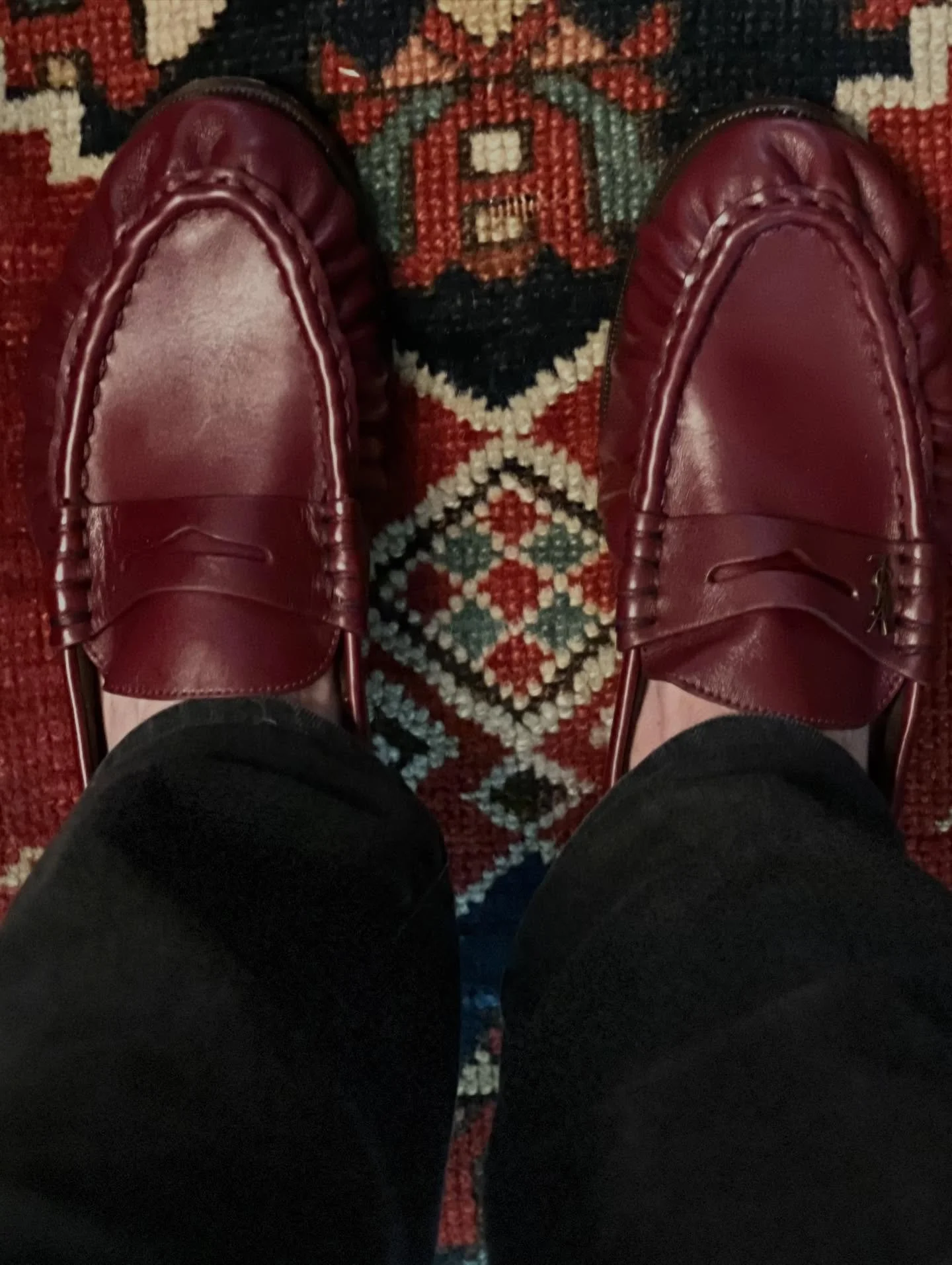 #shoeaddict #ysl #loafers #burgundy