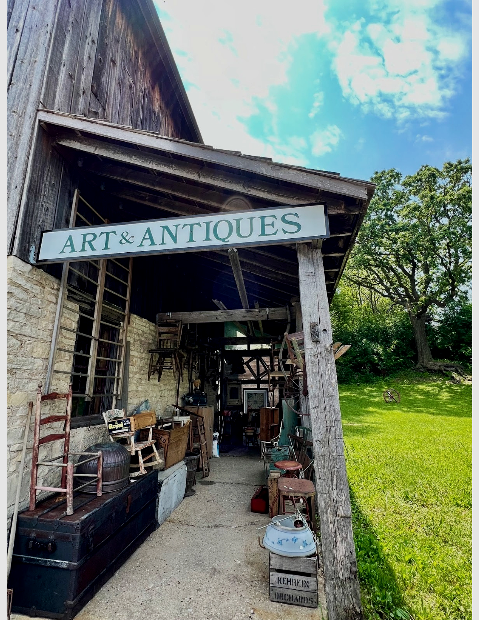     Wisconsin Best Source for Vintage Oil Paintings&nbsp;