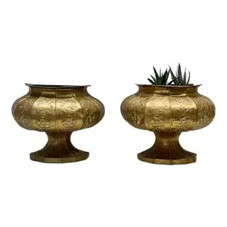 pair-of-vintage-brass-metal-floral-pattern-wall-planter-container-vase-vessels-3936.webp