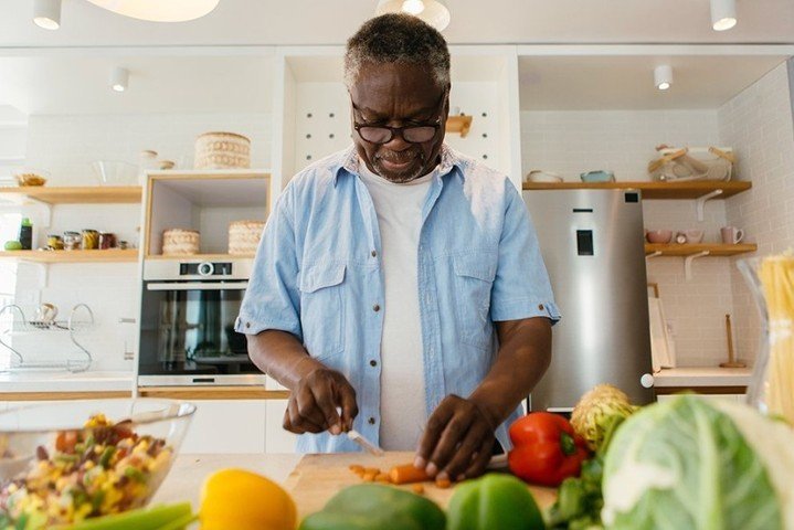 🌟 May is Older Americans Month! 🌟

As the number of people over 60 living in Vermont continues to grow, supporting critical programs like 3SquaresVT, the Commodity Supplemental Food Program, and Meals on Wheels is more important than ever. By keepi