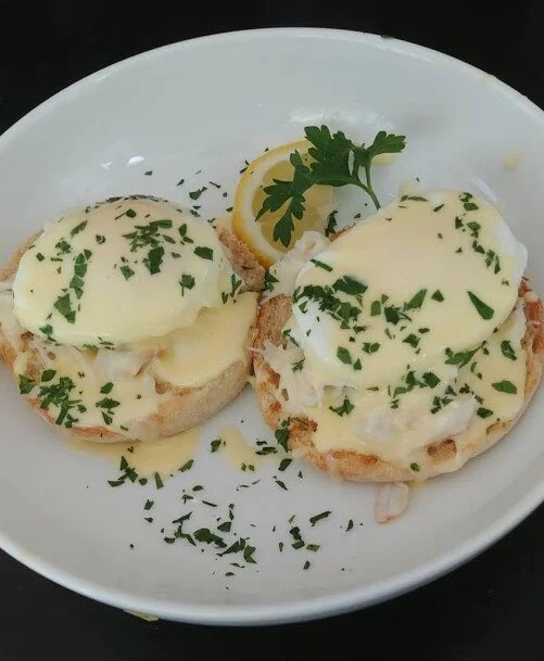 Crab Benedict That Comes Out Warm