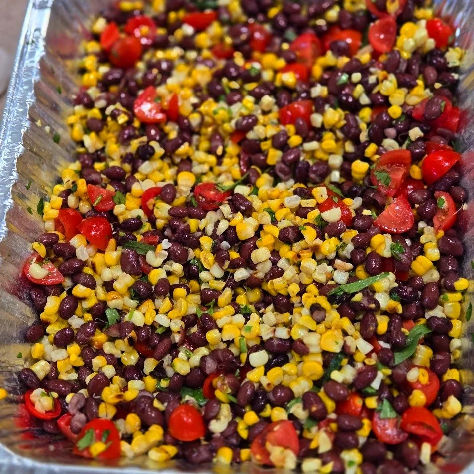 Roasted corn salad &mdash; my new summer salad. A great mix of flavors. Recipe first.

&bull; &bull; &bull;

The Recipe

3 ears corn
1 can black beans
1 container cherry tomatoes
small bunch cilantro
3&ndash;4 sprigs tarragon
fresh lime vinaigrette (