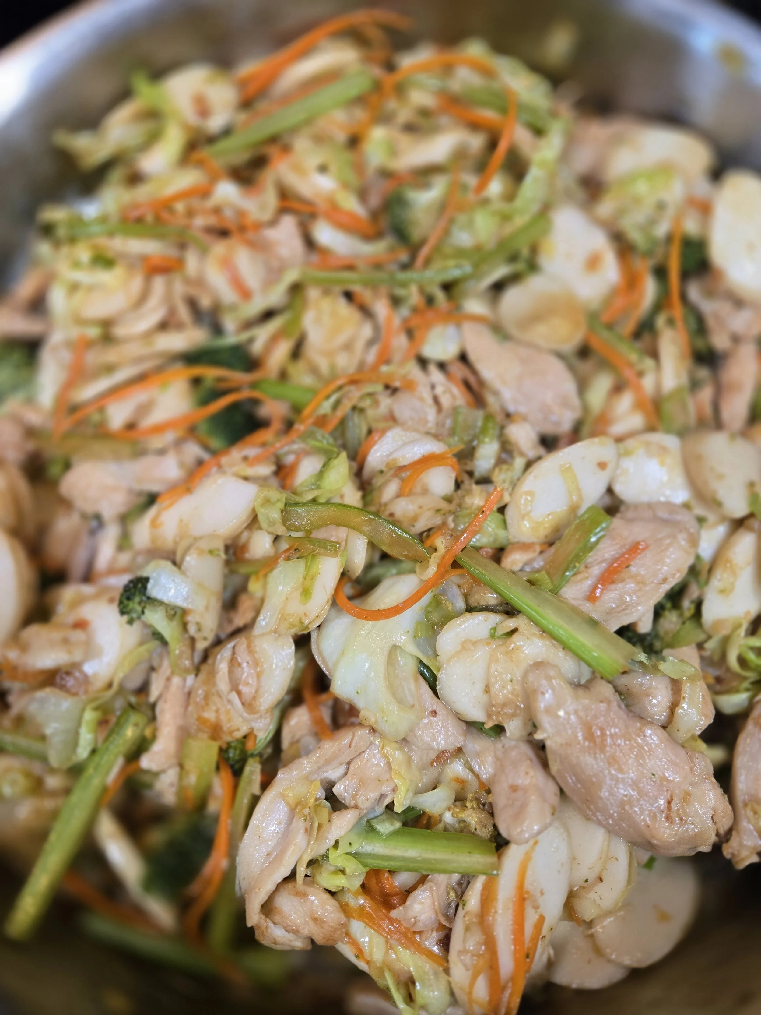 Chicken stir fry with rice cakes