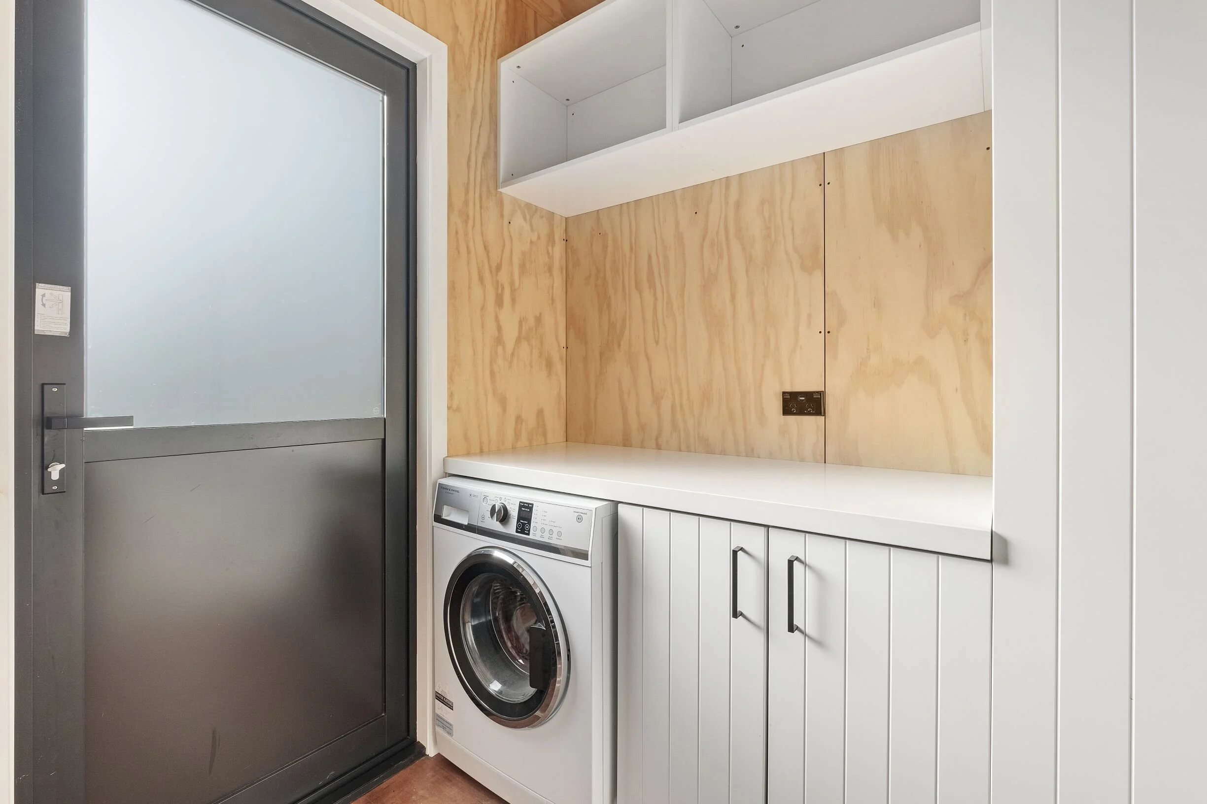 Ormaglade Cabins Laundry