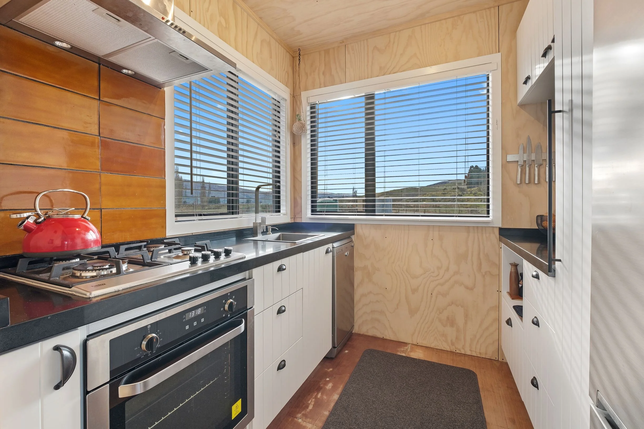 Ormaglade Cabins Kitchen