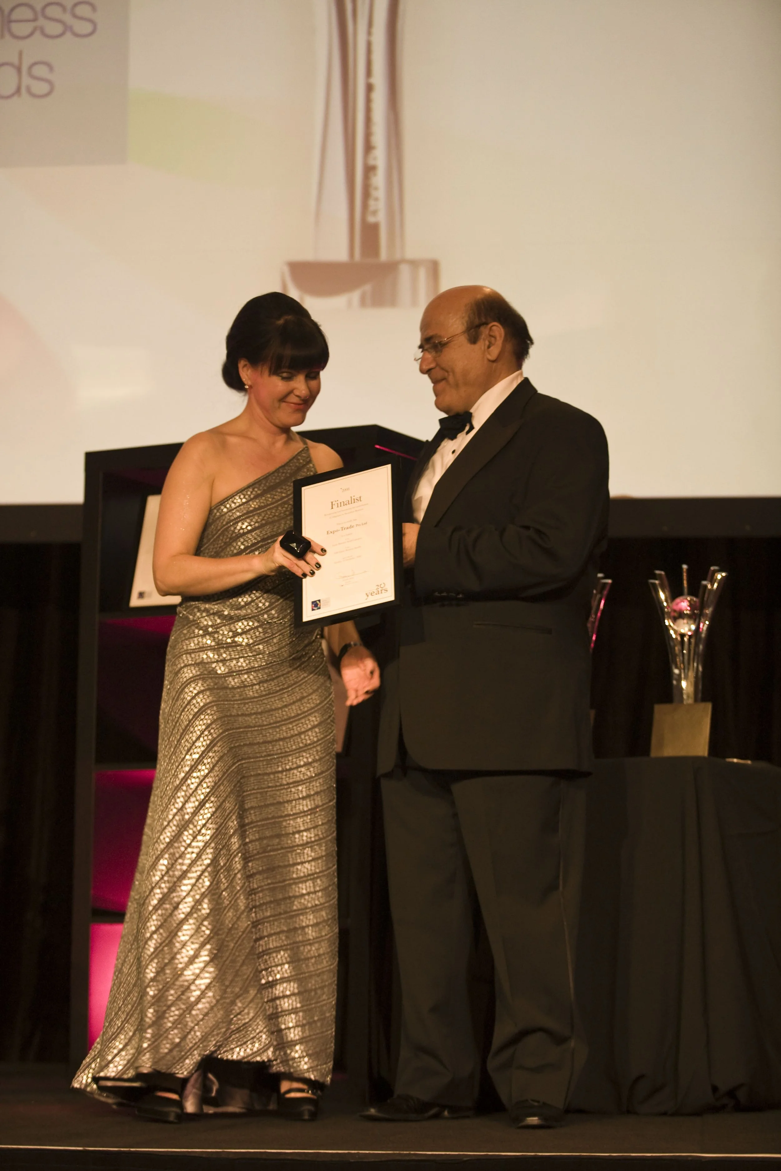 Ethnic Bus Awards 08-259.jpg