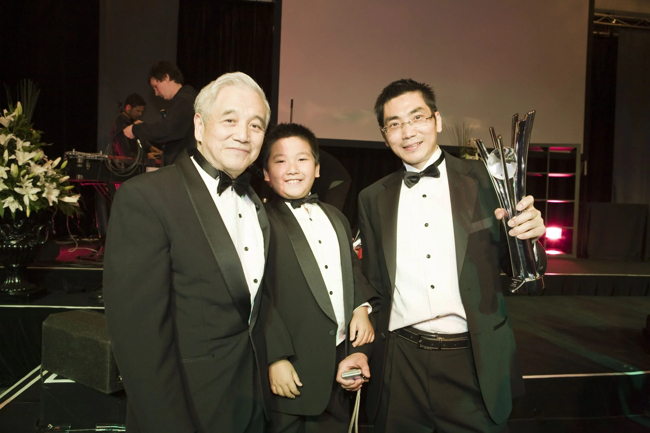 Ethnic Bus Awards 08-354.jpg