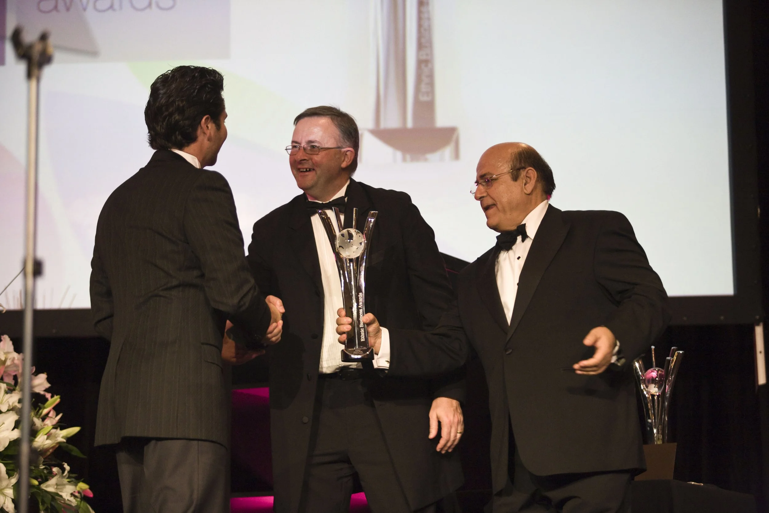 Ethnic Bus Awards 08-313.jpg