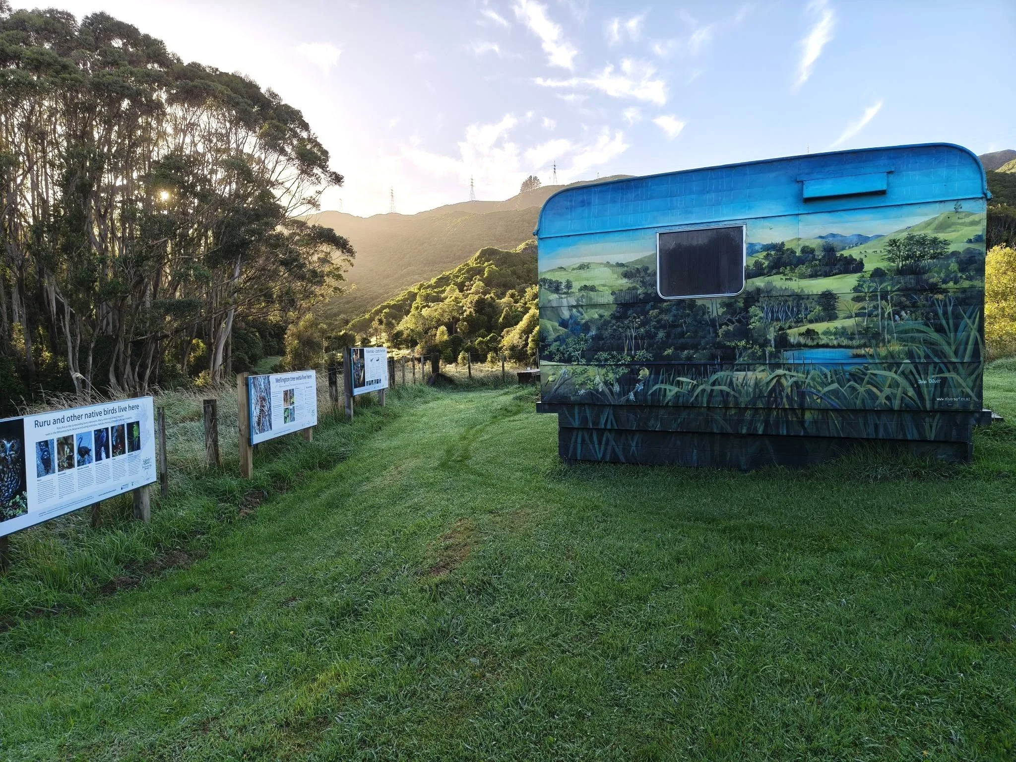 The caravan at the hub looking wonderful in the early morning light. Photo Jan, 31.3.26
