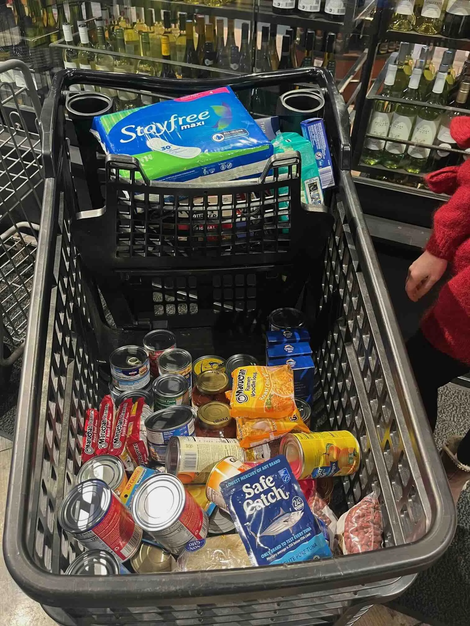 hennepin food drive 2.jpeg