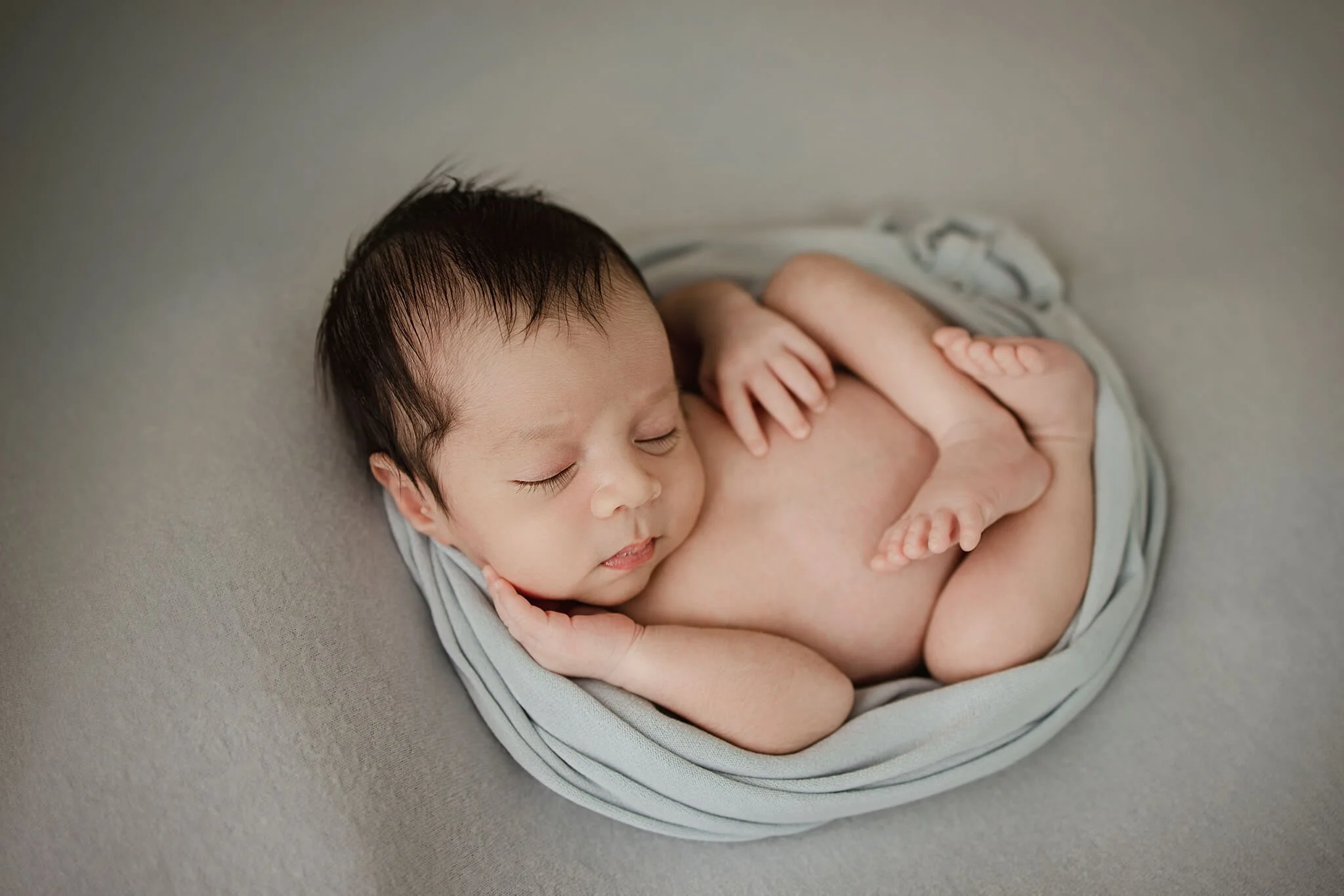 best baby photography markham, newborn baby photographer near me, in home newborn portraits