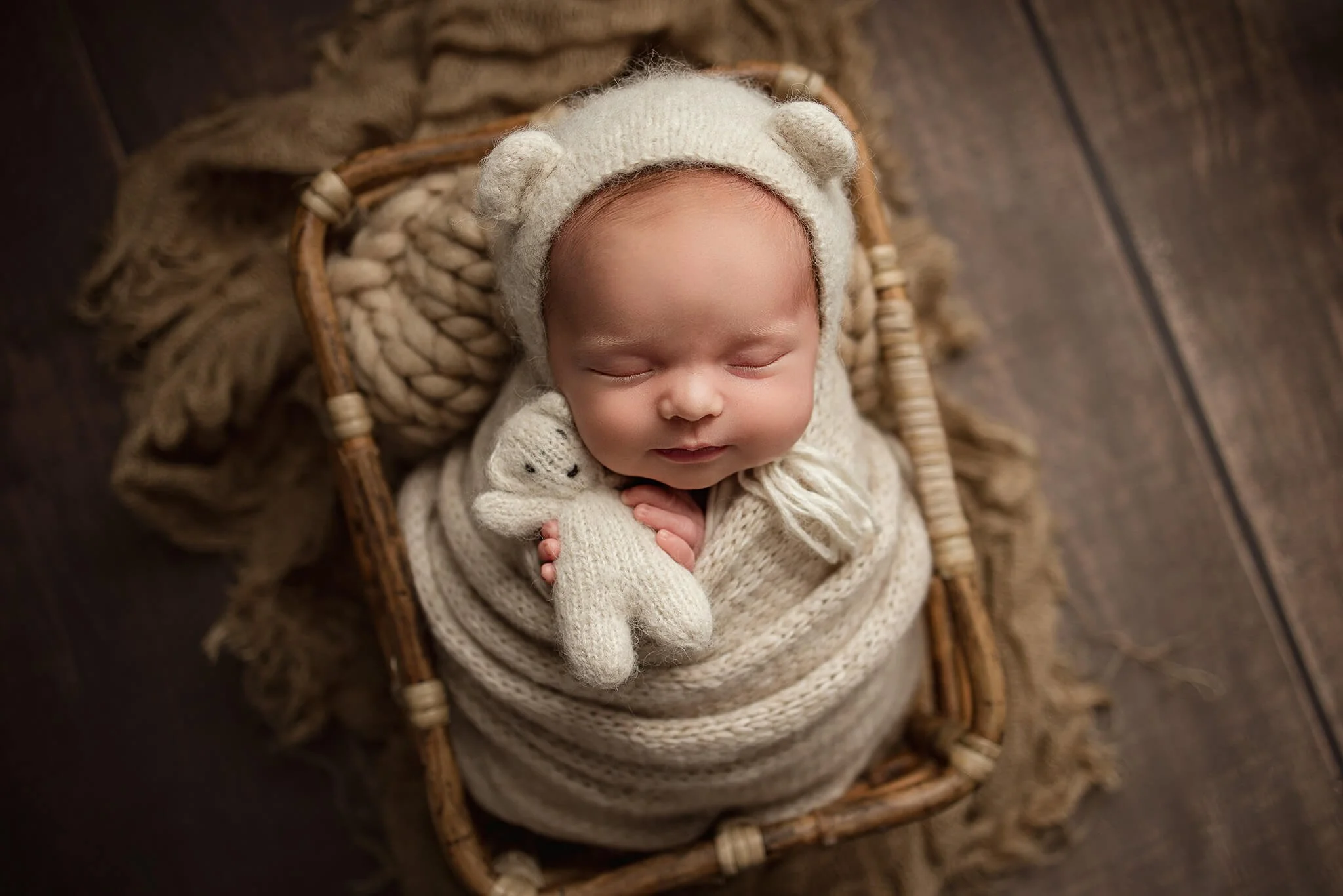 toronto mini newborn session, baby portraits at home Toronto, professional newborn photos