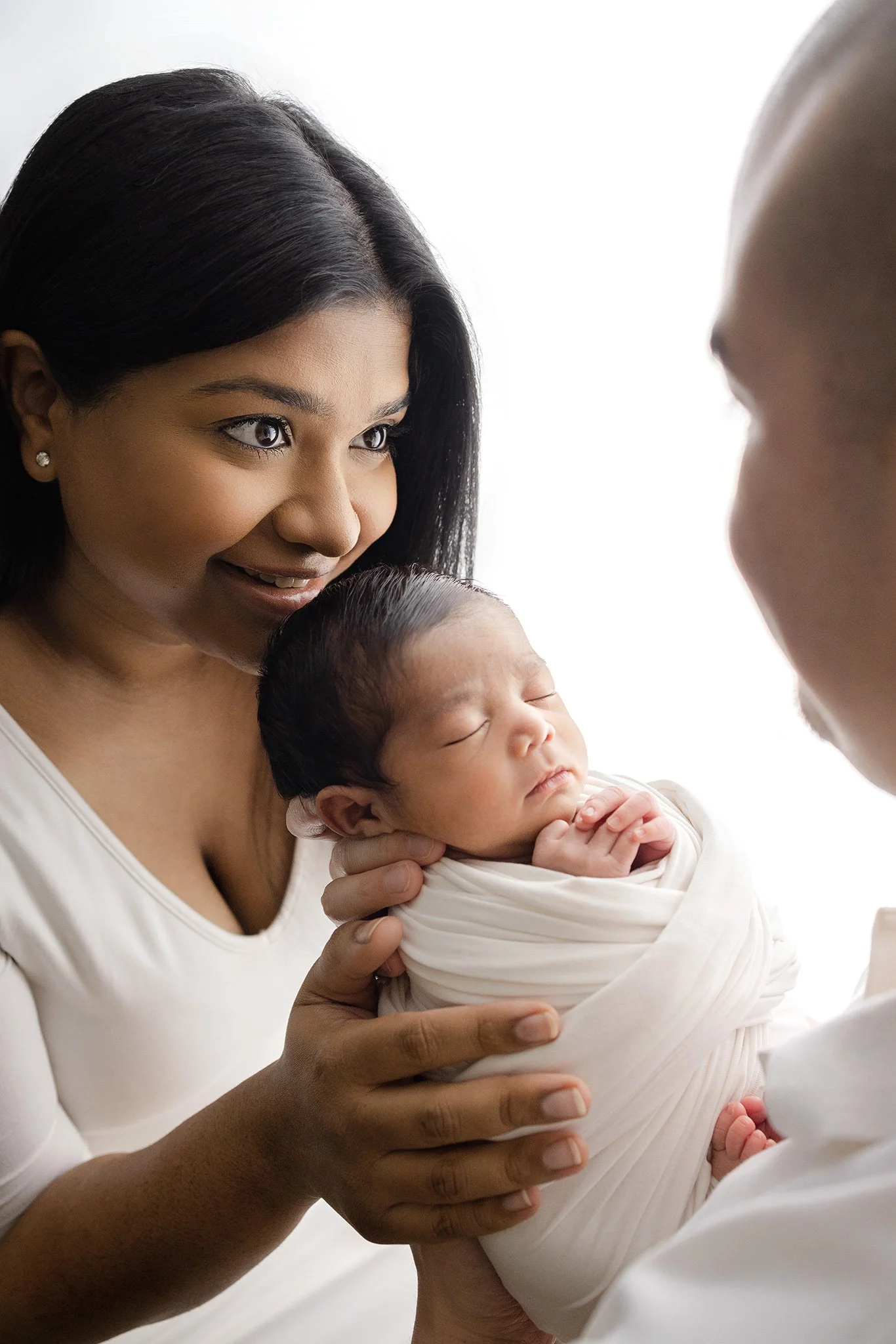 toronto baby photographer, newborn photography near me, in home newborn photos Toronto