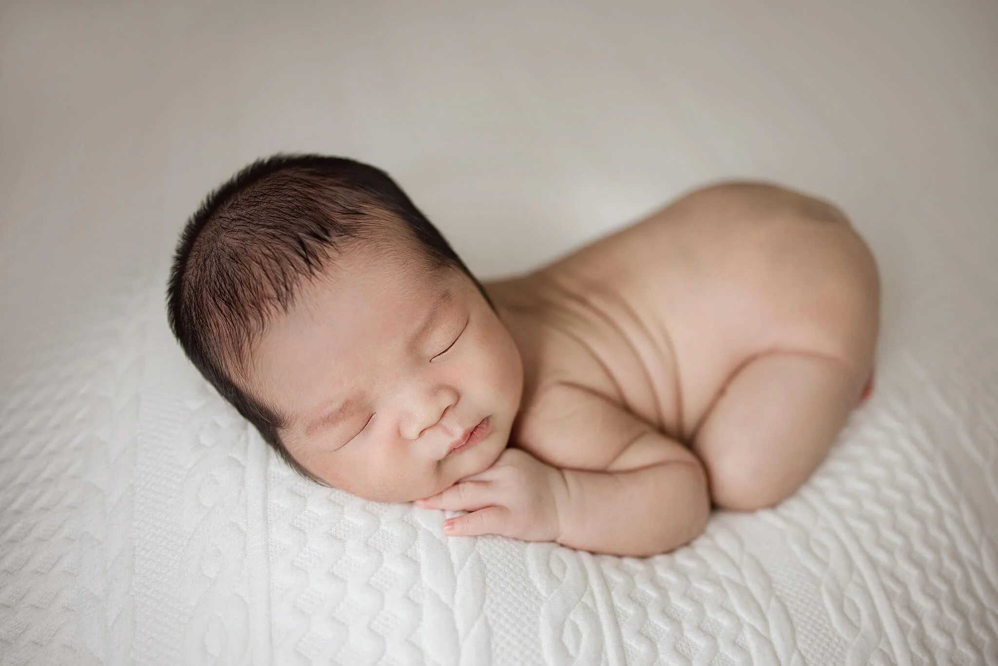 Markham, ON Photographer/ Safe and Adorable Newborn Photography Poses