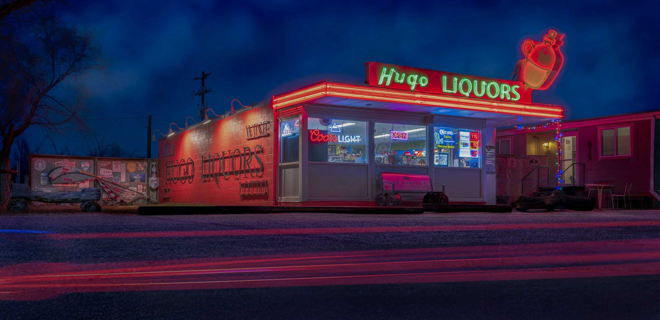 Hugo Liquors-4.jpg