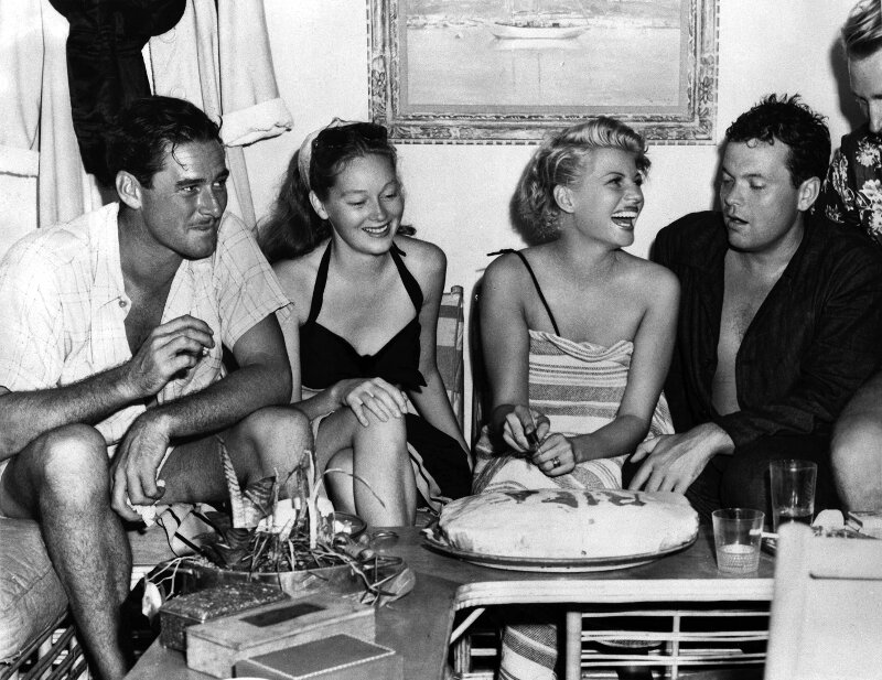 Errol, Norah Eddington, Rita Hayworth &amp; Orson Welles on board ZACA 