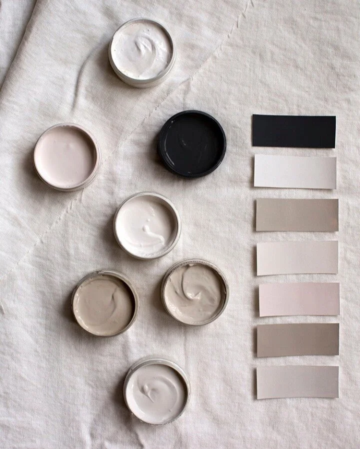 Choosing a colour palette can be a daunting task! We recommend working with 2-3 hues from a colour wheel to ensure the space feels connected. Colour really does have a big impact to how you feel in a room.⠀⠀⠀⠀⠀⠀⠀⠀⠀
⠀⠀⠀⠀⠀⠀⠀⠀⠀
#noirdesignsperth