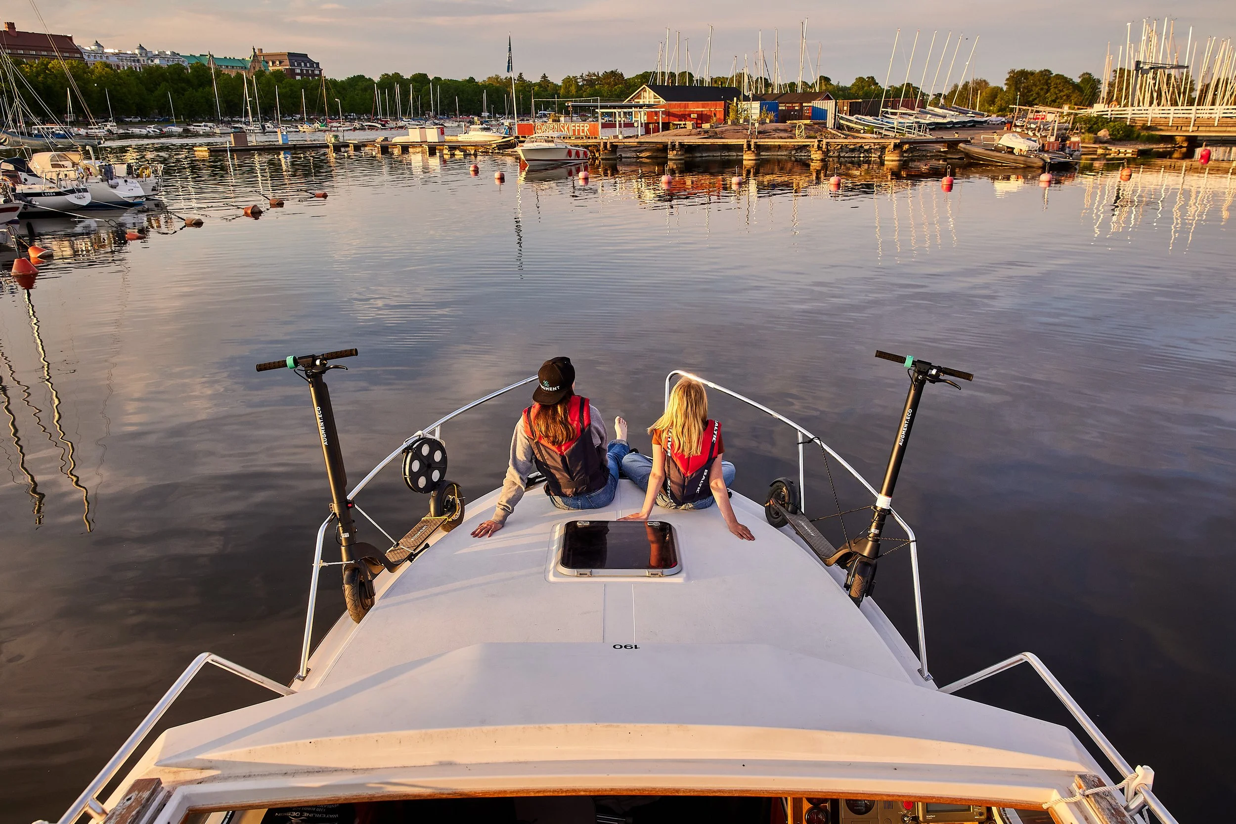 Augment-Boat-1-photo-KekeLeppala.jpg