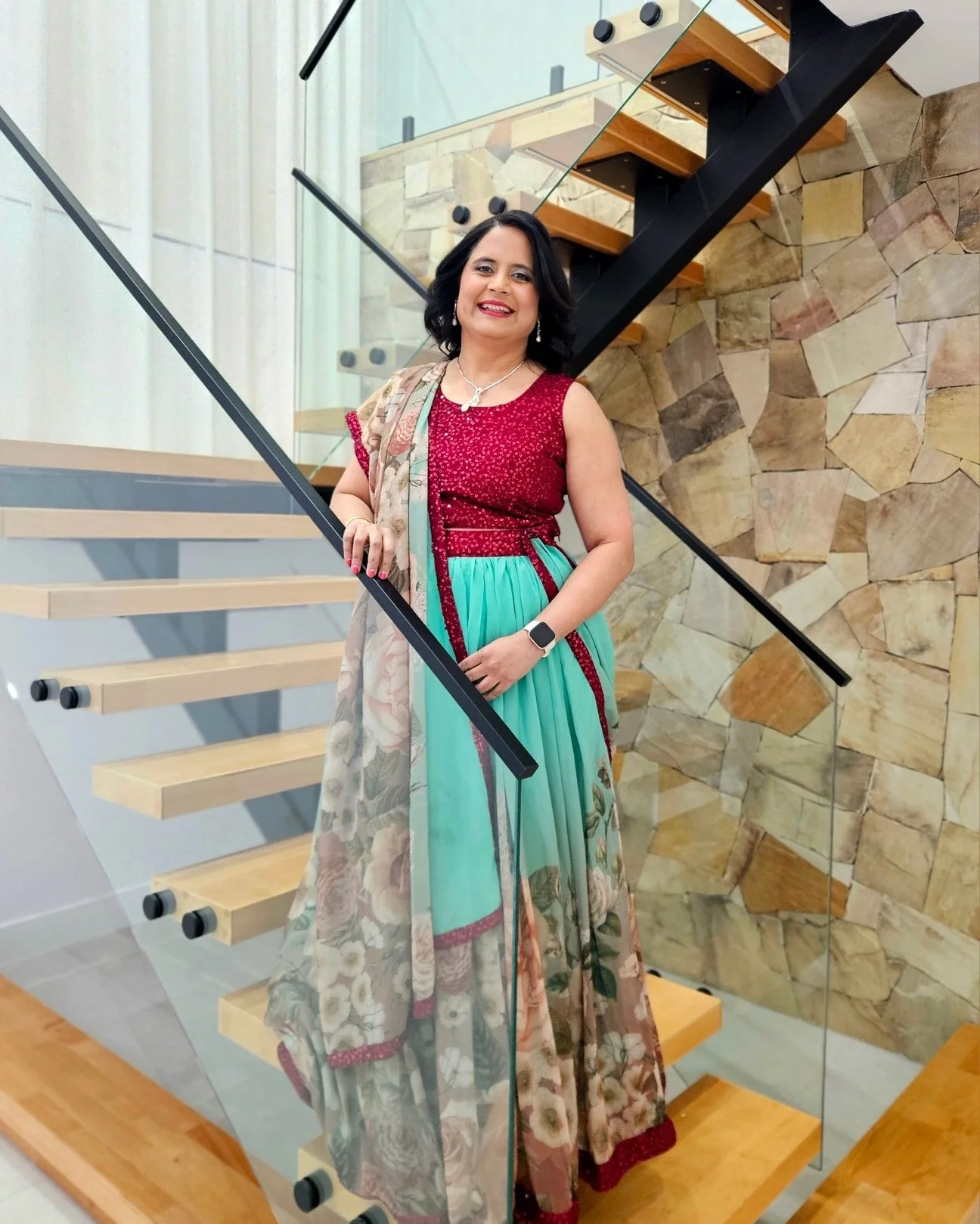 Kshama, attending a business event 🙂

#makeup #hmua #hair #eventsmakeupandhair #mua #hairstylist #sydneyhmua #freelancemakeupartistandhairstylist #sydneynsw #boxhillnsw #glammakeup