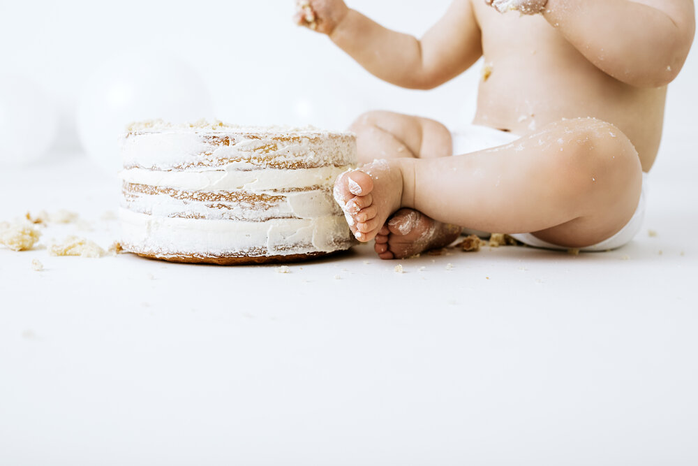 Bolton Photographer | Newborn Photographer | Cake Smash Photographer