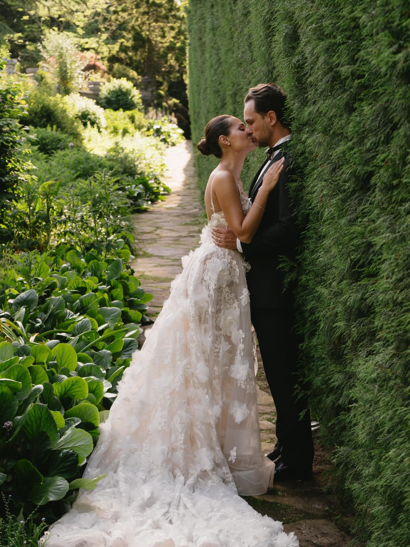 This day still runs through my dreams, 21.11.24. 🥹❤️ Thank you for all of your messages on our first wedding anniversary, it means a lot.

Captured by @sarbostudio