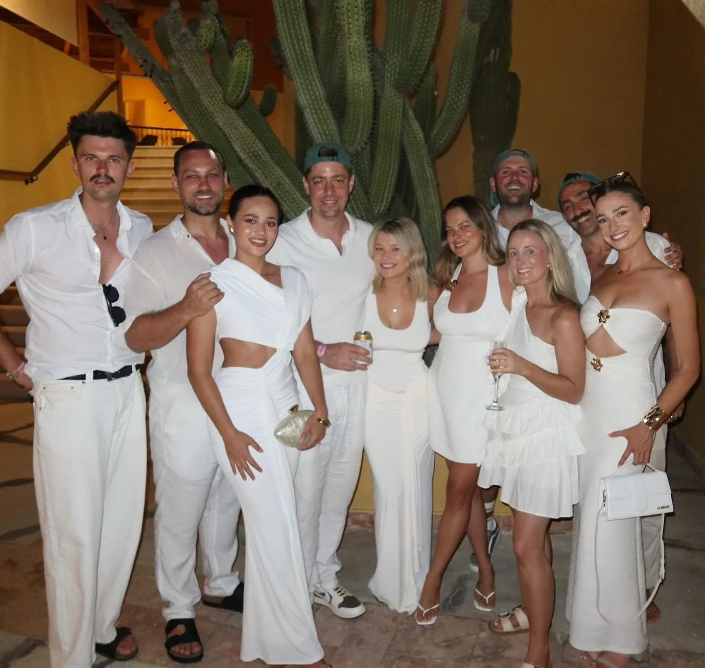 Cabo with the pals for ma besties @verityfletes @itsalwayscarlitosway wedding welcome drinks!🌴🇲🇽