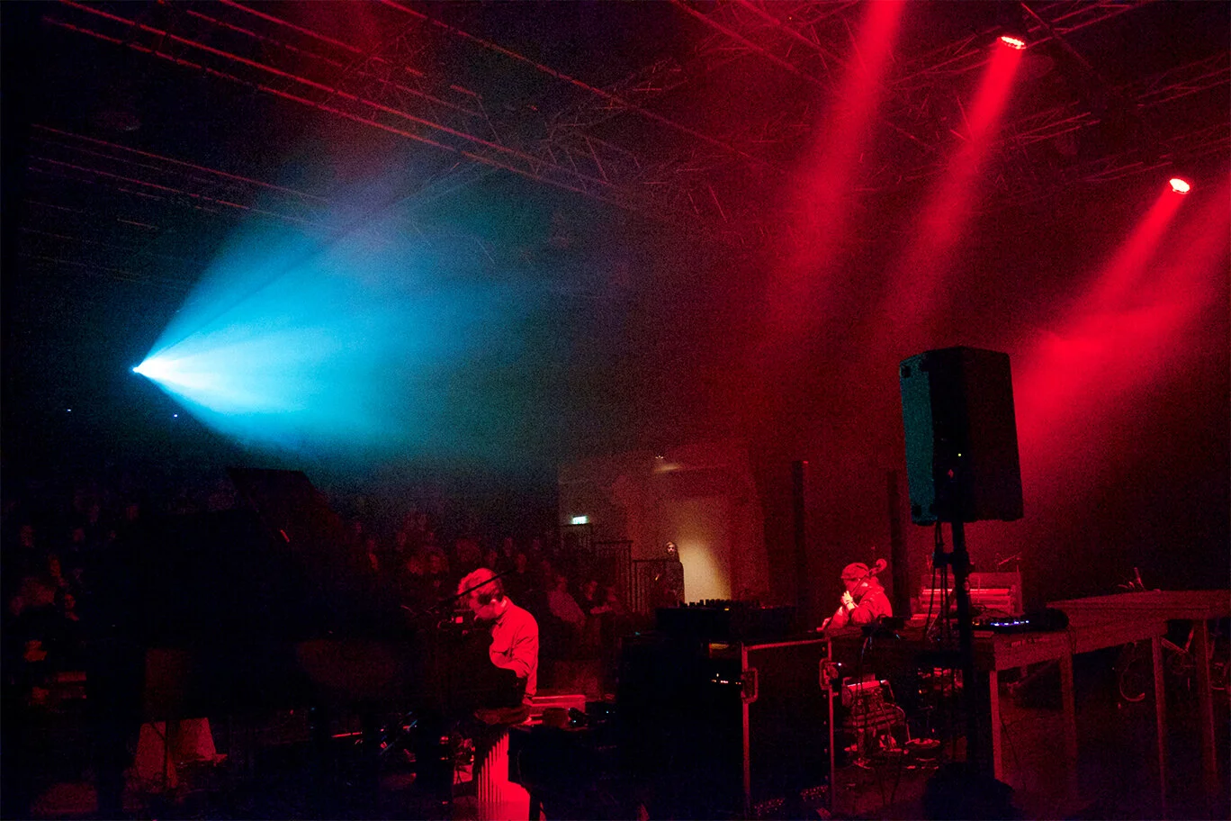 Lola Mag by Dan Cole