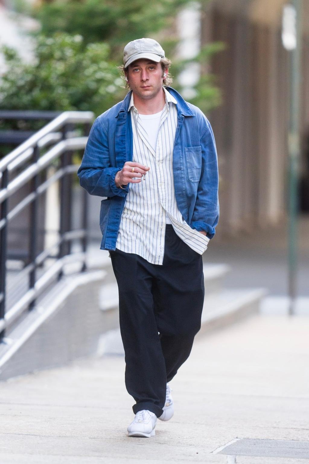 15 pairs of track pants set to suit all needs