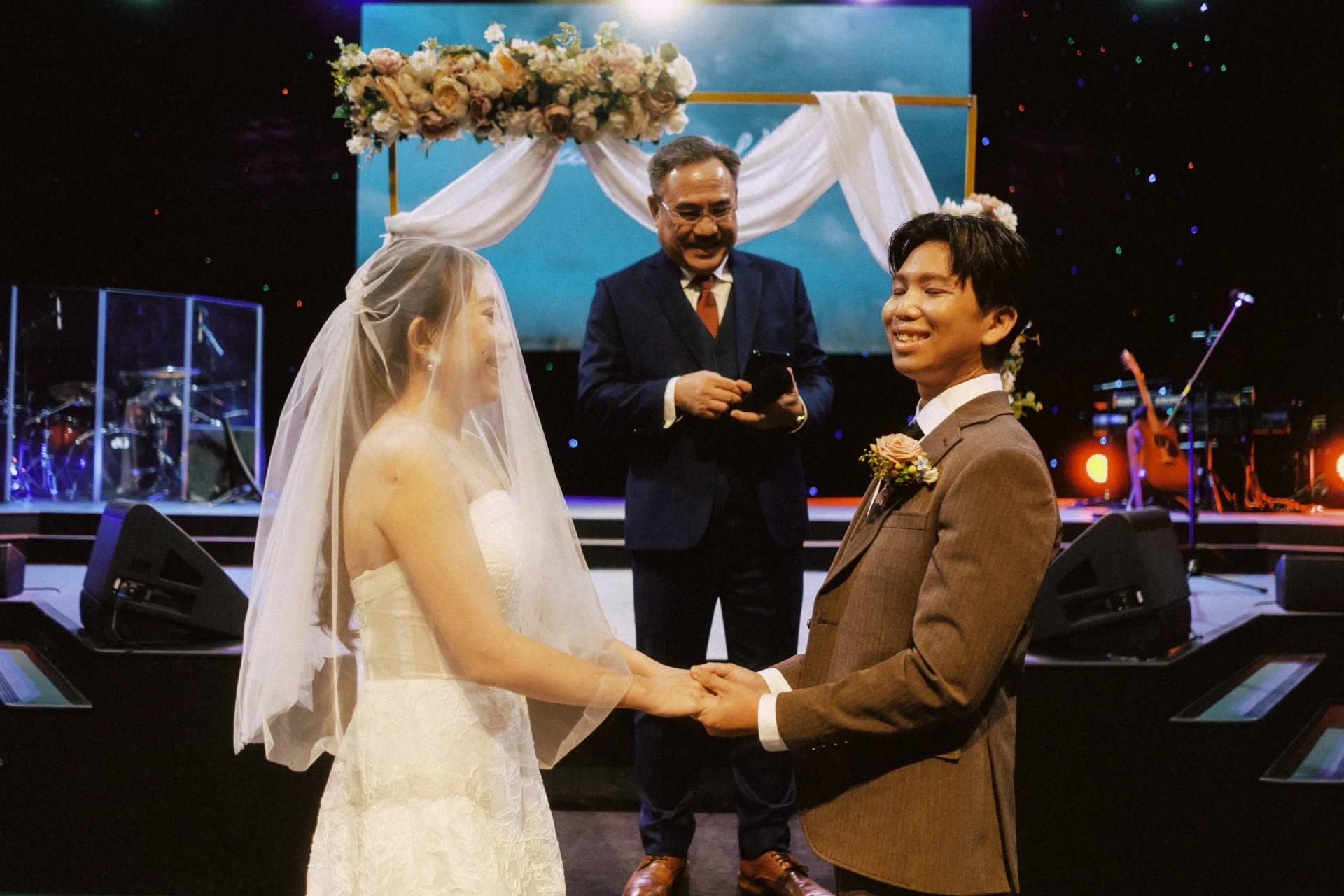 20251129 - Jerold & Alina - 410.jpg