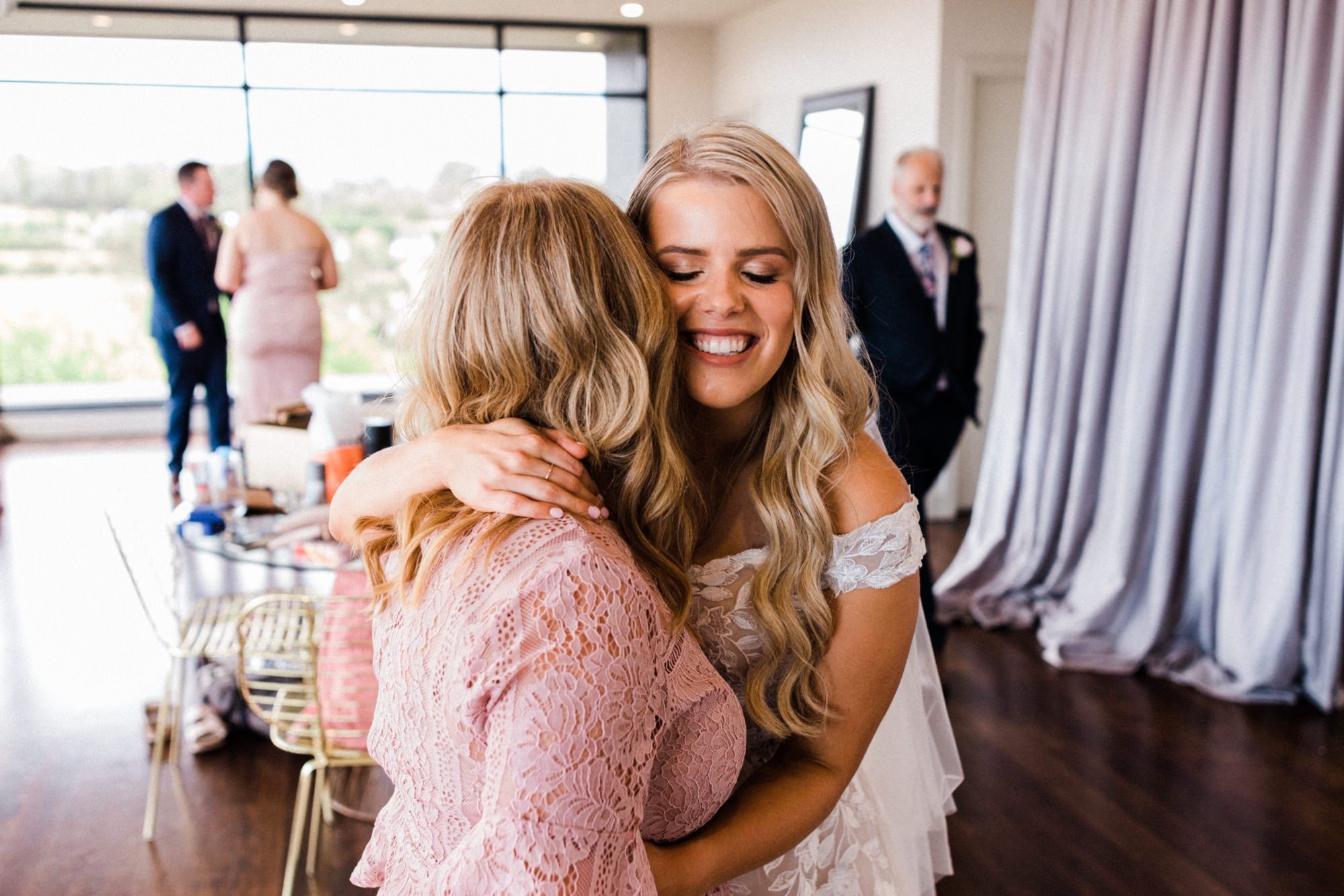 Britt-Sarah-Wedding-Photography-Tasmania - 4.jpeg