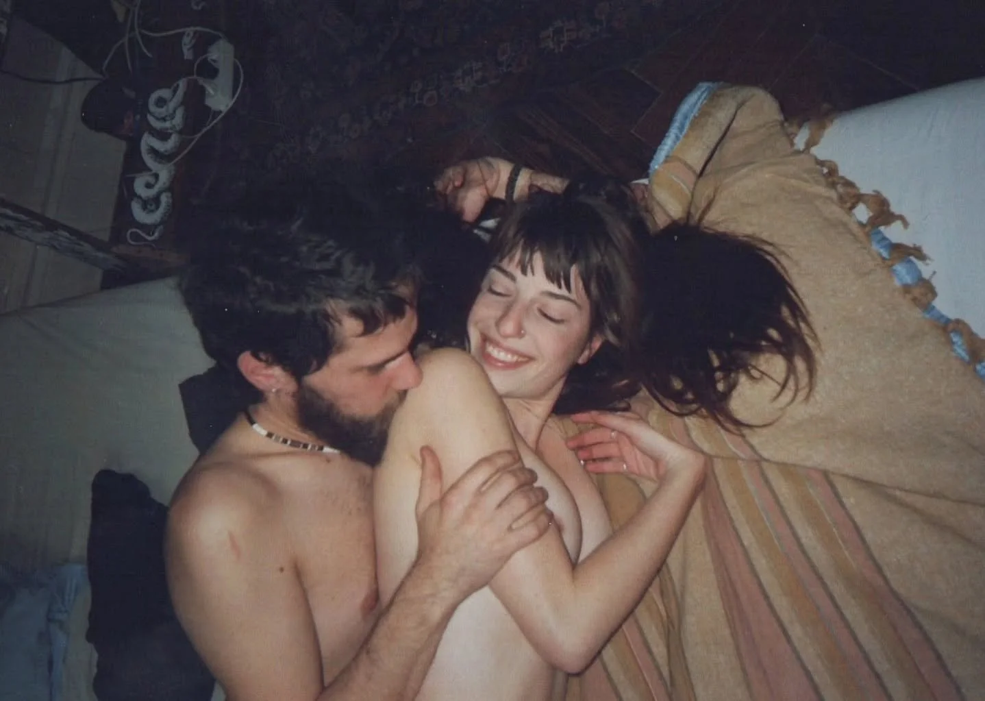 Memories are priceless - Archives from "Public Diary Chapt.1" analogique nostalgique 
- one shot to make in the right time called love ❤️
- the dream view 😶&zwj;🌫️
- human bird sparkling 🪽
- girls clubbing vibing 🪩
- we took paris durin