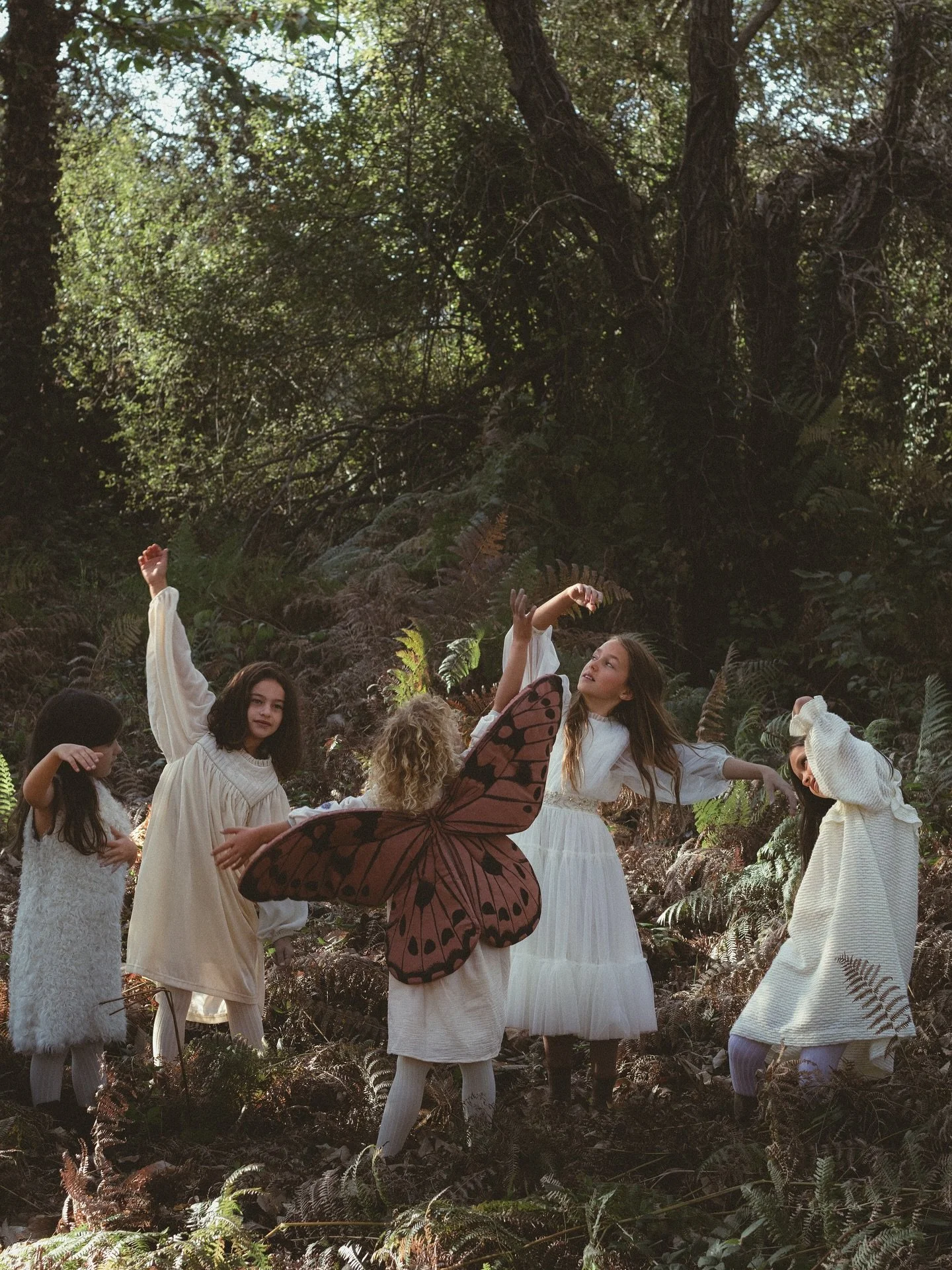 Coven Part I - White Witches 
Editorial for @scimparello_magazine out now ! 
Building up to halloween we have created 4 magical universes where fashion works for poetic expression and little girls bring life to the witching hour. Other chapters comin