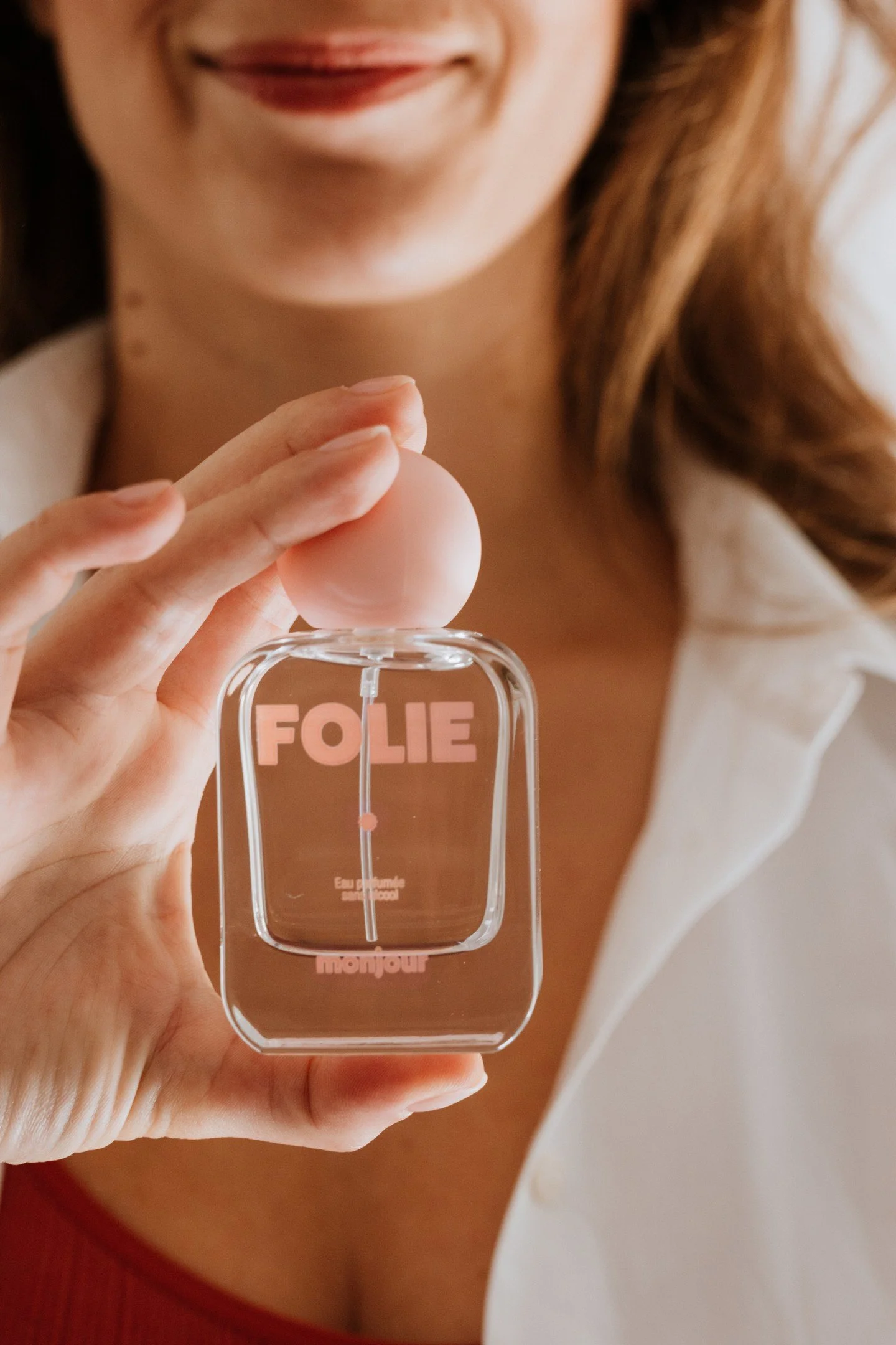 FOLIE 😍
La premi&egrave;re eau parfum&eacute;e imagin&eacute;e pour les femmes dont la peau a besoin de douceur.
Id&eacute;ale pour les futures et jeunes mamans.