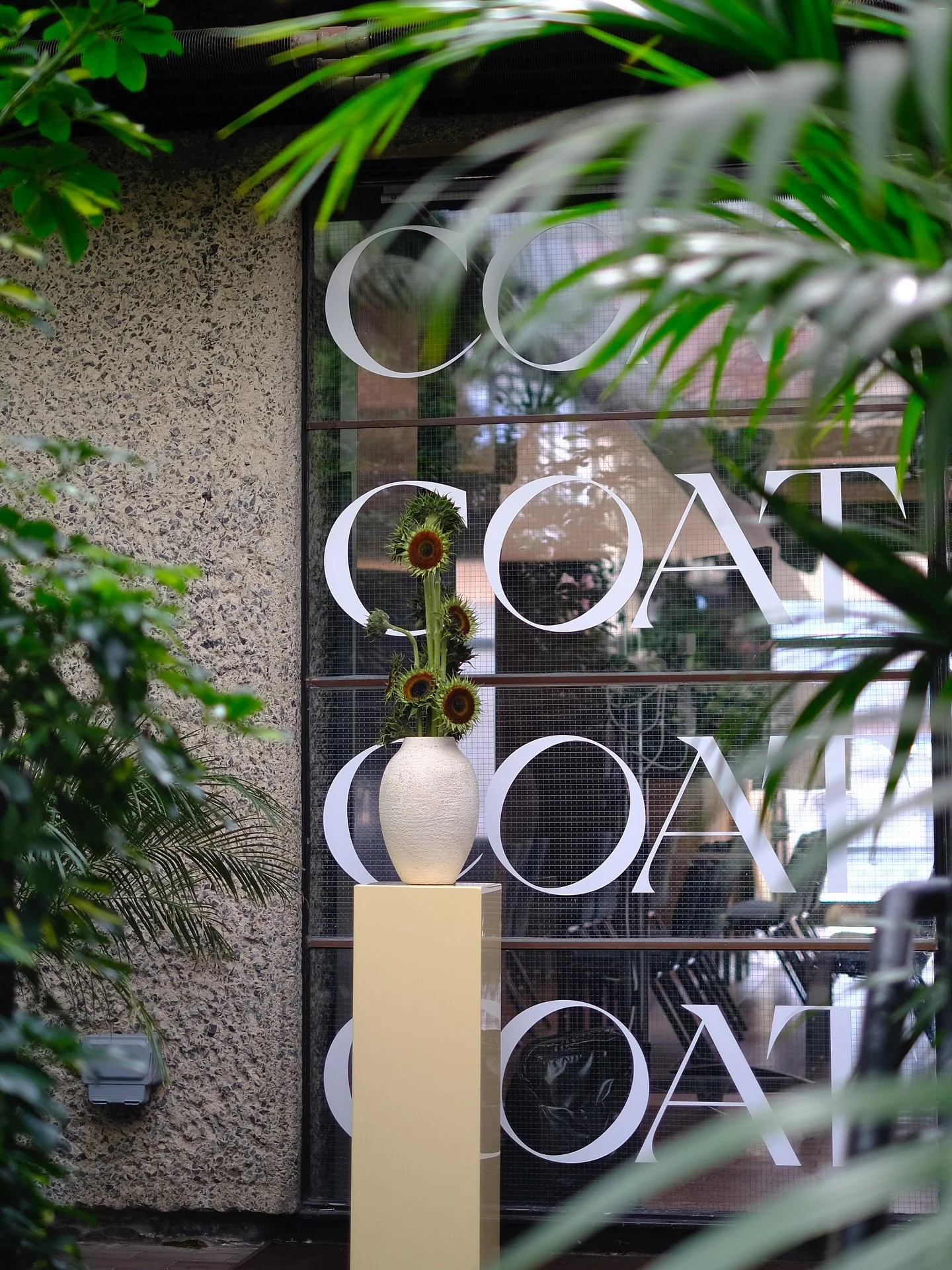 Some snaps from our @coatpaints event at the @barbicancentre a few weeks back. Single materials, muted colour palette, autumnal varieties, we loved this design. 

Thank you @lilyspad__ for bringing us onboard! 💚