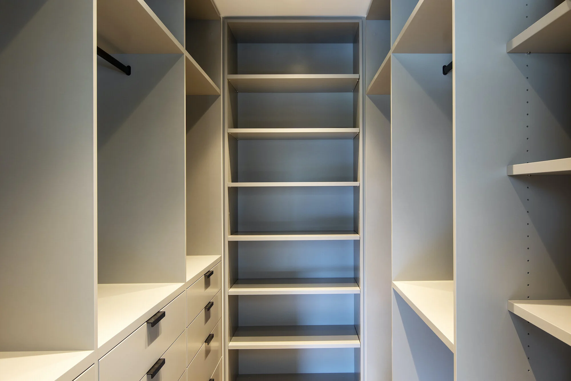 master-closet-3.jpg