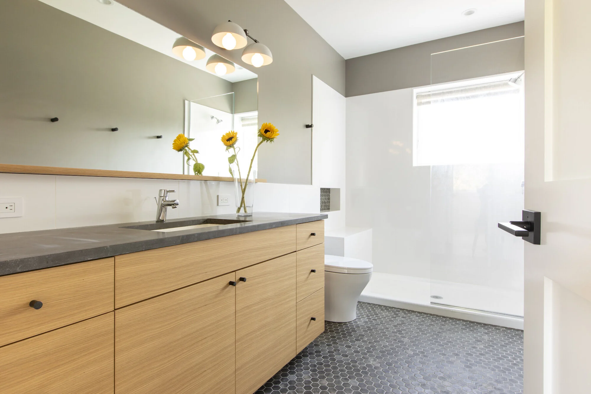 bathroom-vanity-4.jpg