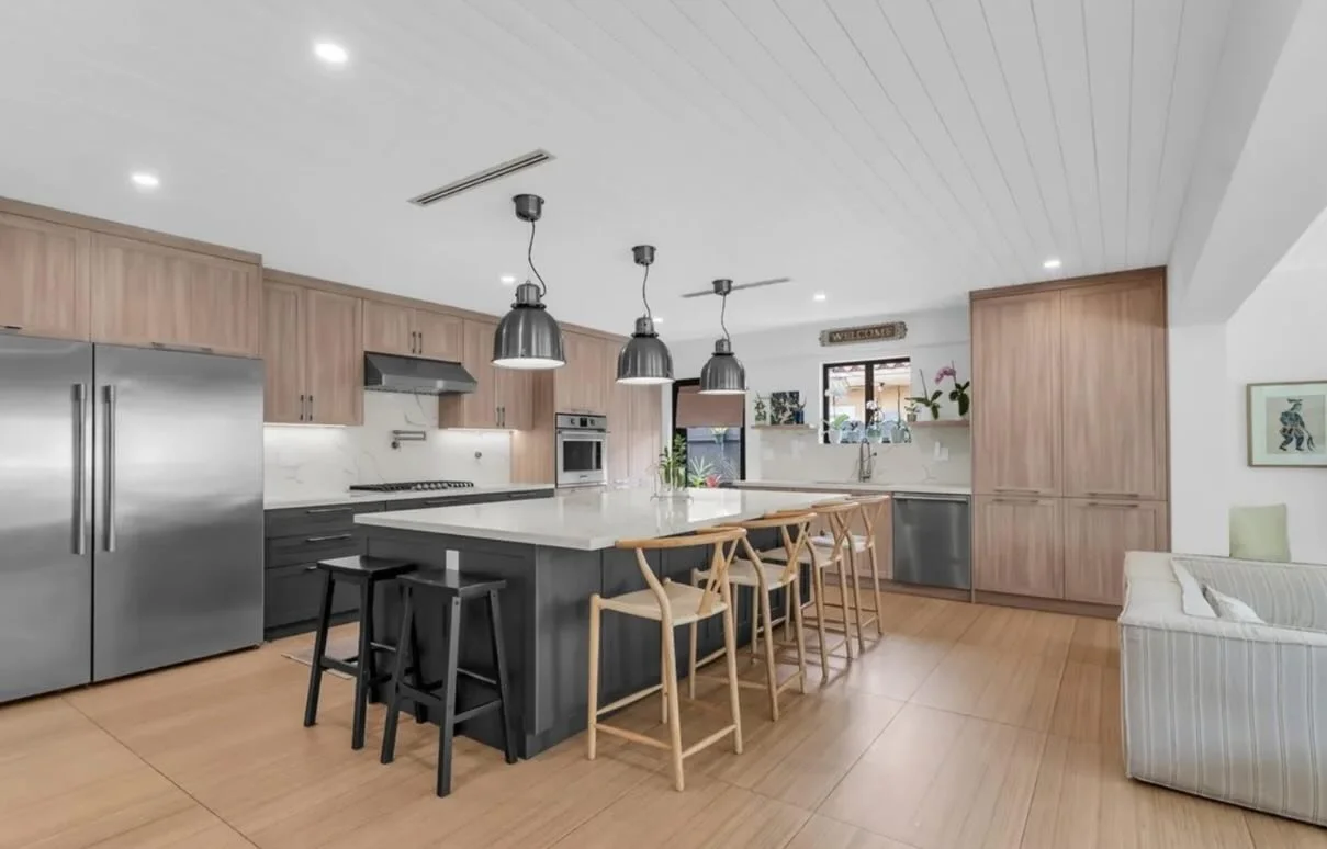 Keystone Project, Miami, FL 📍

For this home, we completed a full remodel, redesigning the kitchen, living room, dining room, and wine cellar to create a space that feels timeless and personal.

Throughout the process, I worked hand in hand with the
