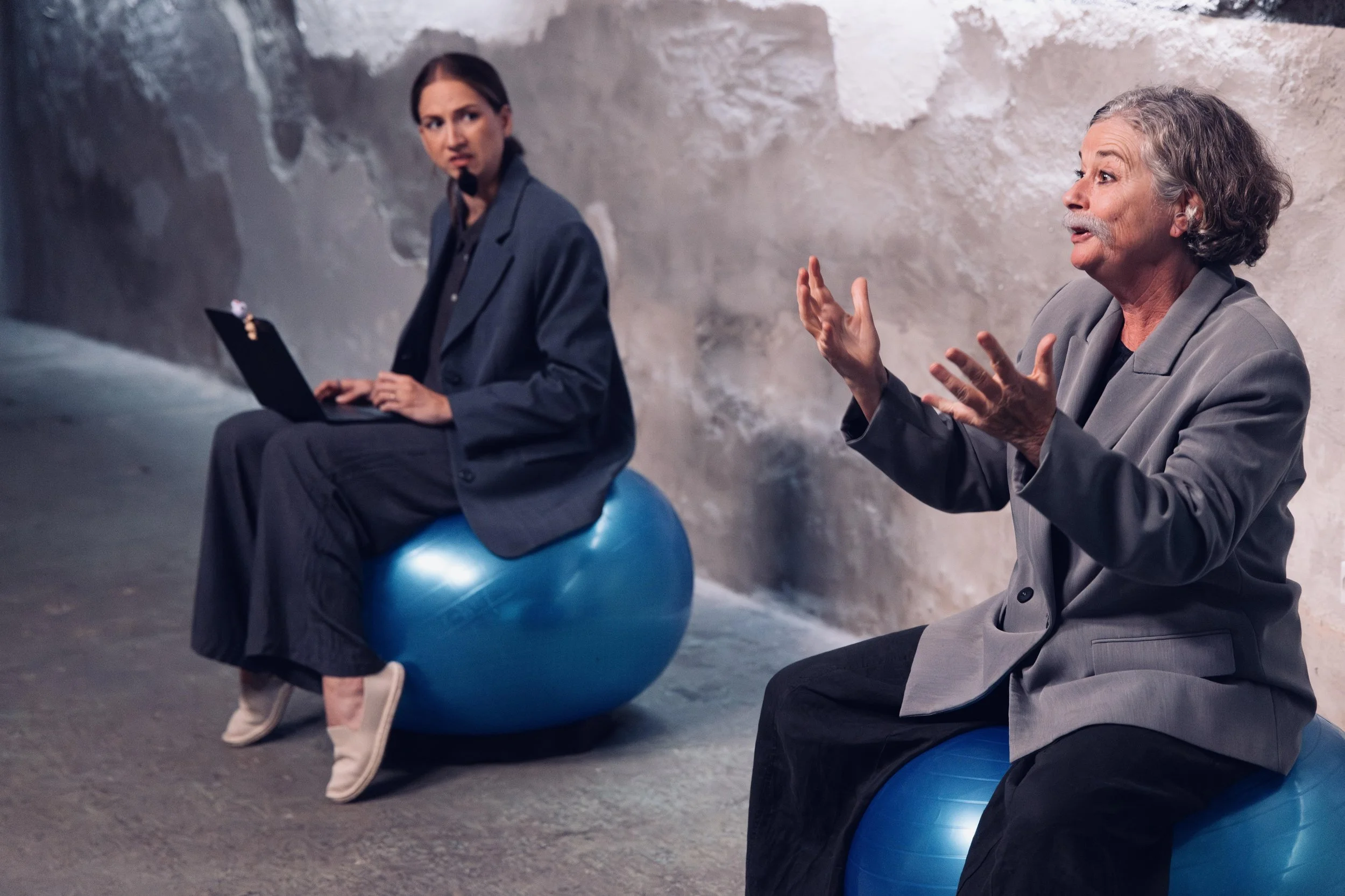 System Lysistrata_Theater SEM_Livio Beyeler_13-min.jpeg