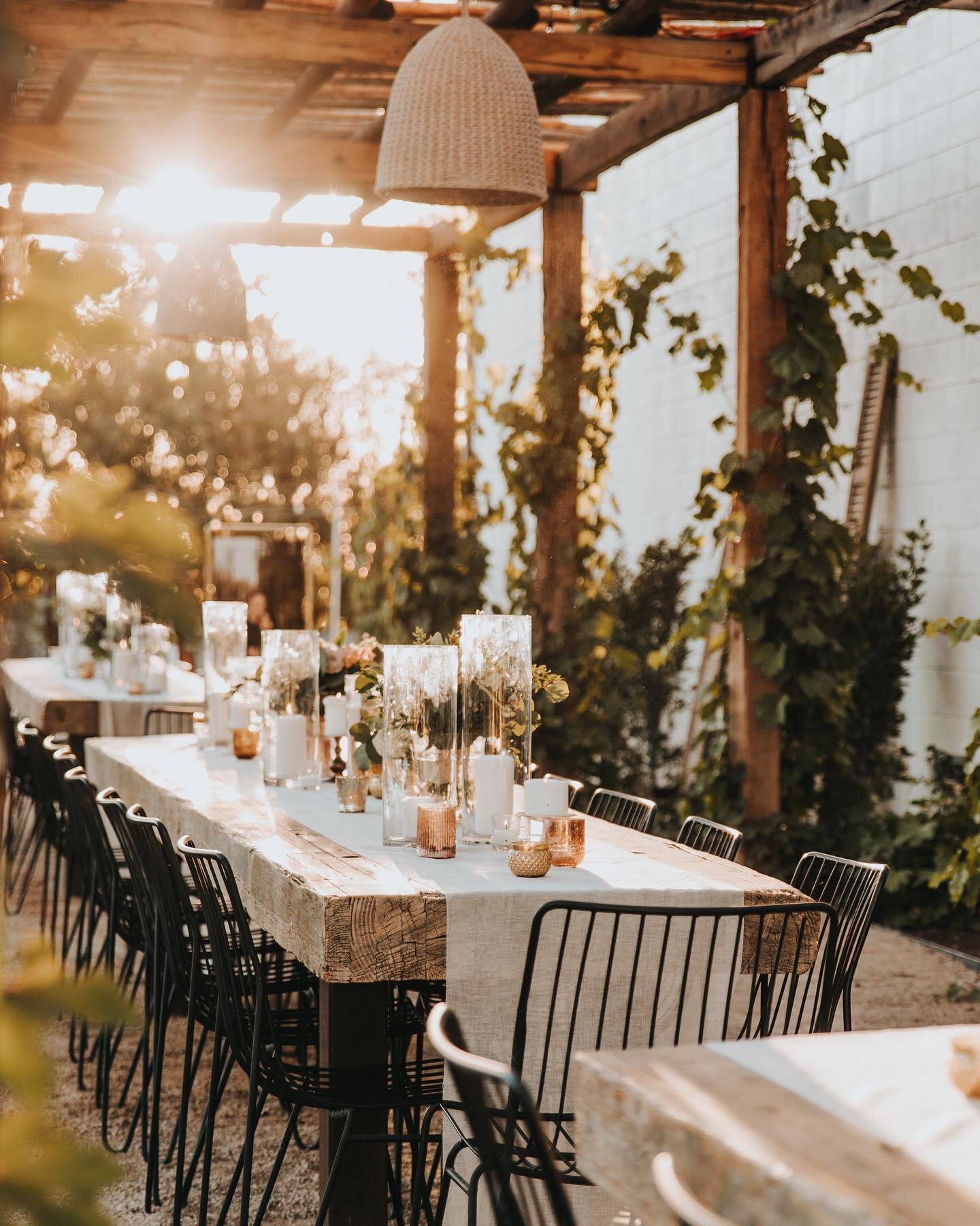 Some pretty details from a warm summer wedding 🌿