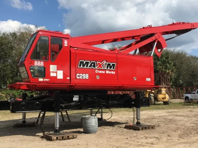 industrial-painting-solutions-inc-maxim-crane-works-l-p4.jpg