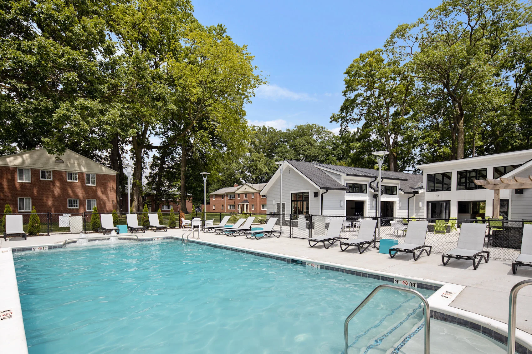 The Flats at Douglas Apartments in Toledo, OH