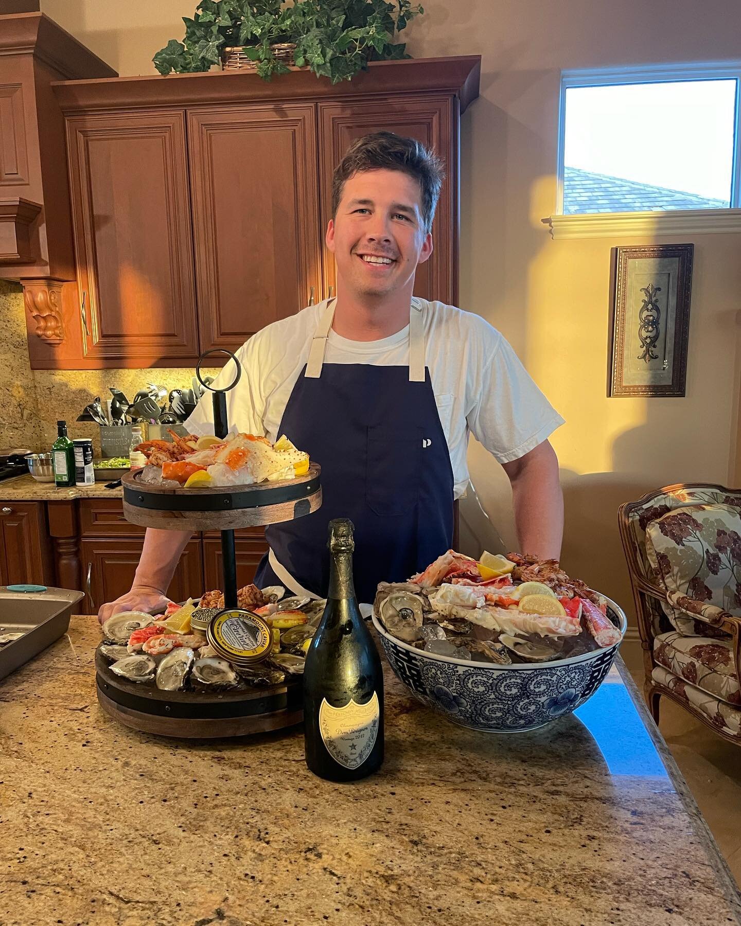 Chef Nathan flew down to Marco Island &amp; brought the goods with him. Seafood towers, bottles of @domperignonofficial, yellowfin tuna, prime filets, Maine lobster, 20 &amp; 21 of 60 Barnett Vineyards 2012 &amp; Pritchard Hill. Call @polishedchef &a